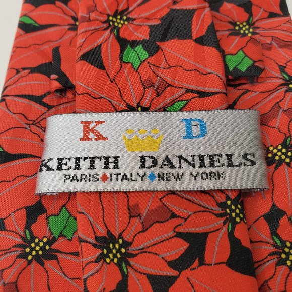KEITH DANIELS Poinsettia Christmas Holiday Mens Tie Red Green 58.25 x 4" - Picture 2 of 5